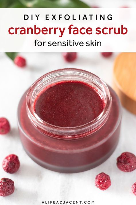 Face Scrub For Sensitive Skin, Diy Exfoliating Face Scrub, Exfoliator For Sensitive Skin, Pumpkin Powder, Face Scrub Recipe, Gentle Face Scrub, Cranberry Powder, Scrub Face, Oil Gel