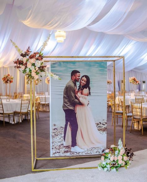 Wedding Reception Props, Wedding Picture Backdrop, Engagement Photo Shoot Poses, Wedding Background Decoration, Wedding Entrance Decor, Dream Wedding Decorations, Wedding Backdrop Design, Wedding Entrance, Wedding Stage Decorations