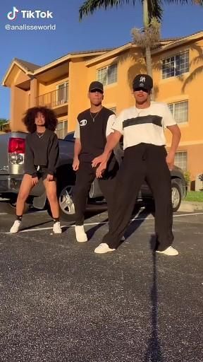 Dancing Pictures Hip Hop, Hip Hop Choreography, Hip Hop Moves, Danse Hip Hop, Dance Tik Tok, Dance Clips, Hip Hop Dance Moves, Hip Hop Dancing, Dance Hip Hop