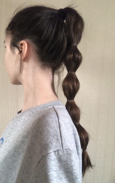 Brunette Hair Braids, Cottagecore Hairstyles, Brown Hair Aesthetic, Hair Down Styles, Low Ponytail Hairstyles, Preppy Hairstyles, Braids Ponytail, Two Braid Hairstyles, Bubble Braid