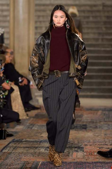 Ralph Lauren's 50th Anniversary Blowout Was An Insanely Fabulous Tribute to New York - Fashionista Ralph Lauren Leather Jacket, Chloe Cherry, Ralph Lauren Womens Clothing, Ralph Lauren Fall, London Fashion Weeks, Ralph Lauren Leather, Mode Inspo, 가을 패션, London Fashion