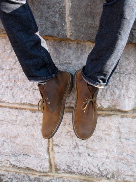 tumblr_lglexpxPoH1qbhnx1 Clarks Desert Boot, Desert Boot, Desert Boots, Clarks Originals, Well Dressed Men, Classic Shoes, Man Style, Mens Style, Shoe Game