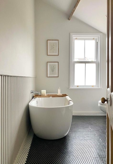 Timeless Bathroom Design, Bathroom Paneling, Wooden Panelling, Loft Bathroom, Timeless Bathroom, Bathroom Wall Panels, Victorian Bathroom, Downstairs Bathroom, Upstairs Bathrooms