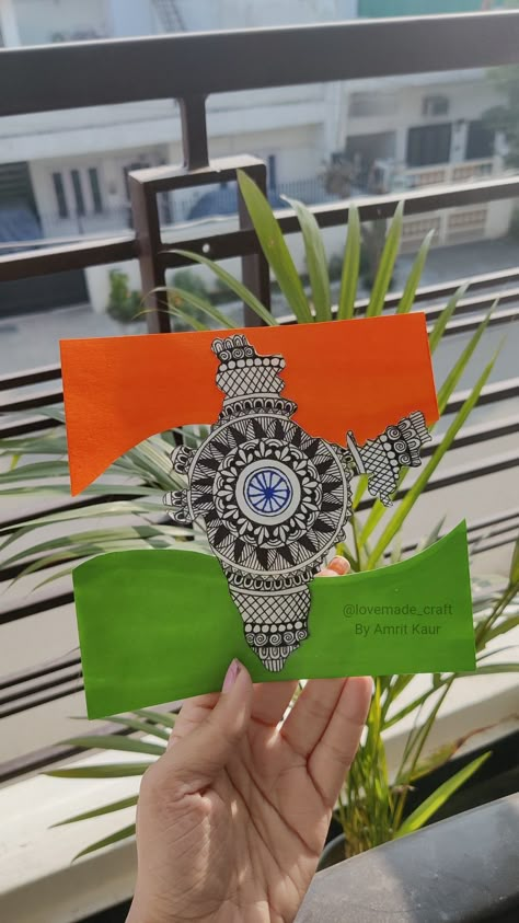 This is Indian flag Mandala design...hope you all love it.. please show your love and support ♥️🙏🏻 Inpendence Day Painting, Republic Day Doodle Art, Craft Ideas For Republic Day, Tricolour Mandala Art, 26 January Republic Day Mandala Art, 15 August Art And Craft, Indipandans Day Creative, Sketch For Independence Day, Mandala Art On Independence Day