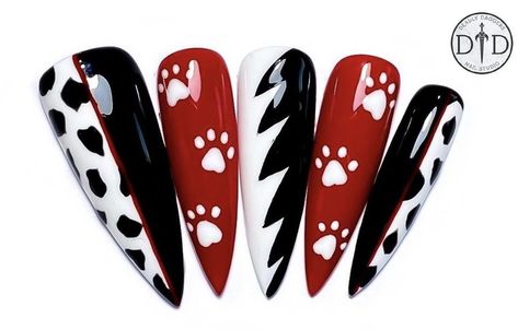 Cruella Deville Nails, Nail Holiday, Short Stiletto, Valentines Nail, Gothic Nails, Gel Nails Diy, Short Square Nails, Nail Art Disney, Disney Nails