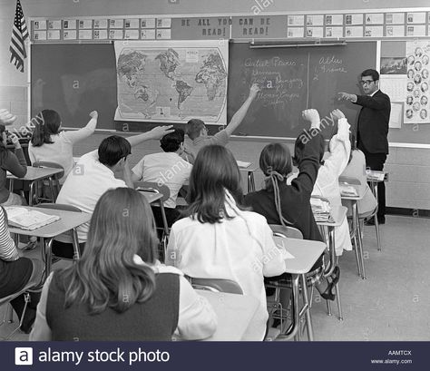 70s Classroom, Map History, 1970s Men, Bridge To Terabithia, History Class, School Classroom, Chalkboard, World Map, Growing Up