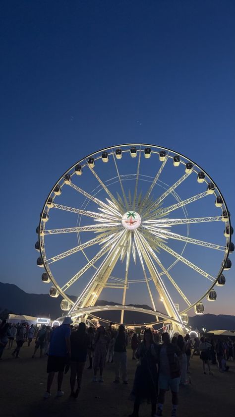 Coachella wallpaper. Ferris wheel at coachella at sunset. #aesthetic #aestheticwallpaper #coachella #sunset #photooftheday #wallpaper Ferris Wheel Coachella, Coachella Wallpaper, Sunset Aesthetic, Ferris Wheel, Aesthetic Wallpapers, Wheel, Collage, Pins