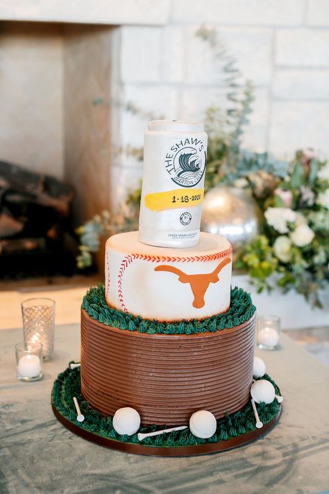 Texas Grooms Cake, Groom’s Cake Ideas, Groom’s Cake, Beer Grooms Cake, Grooms Cake Ideas Unique, Baseball Grooms Cake, Football Grooms Cake, Groomsmen Cake Ideas, Golf Grooms Cake