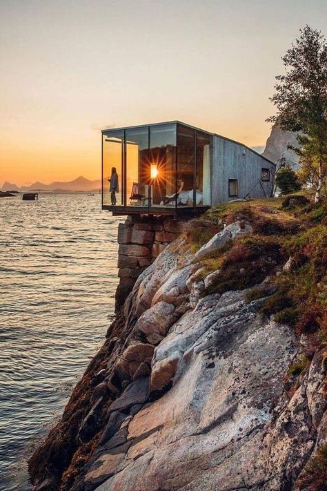 Tiny house inspiration: 12 teeny tiny houses that’ll make you want to downsize - Vogue Australia Ecological House, Tiny House Inspiration, Cliff House, Beautiful Cabins, House By The Sea, Beach Shack, Cabin In The Woods, Cabin Life, Boutique Homes