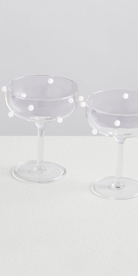 Bubbles And Pearls Party, Pearl Champagne Glasses, Pearl Wedding Decorations, Clear Glasses, Star Logo, Soft Bristle Brush, Champagne Glasses, Pearl Wedding, Bridal Shower Decorations