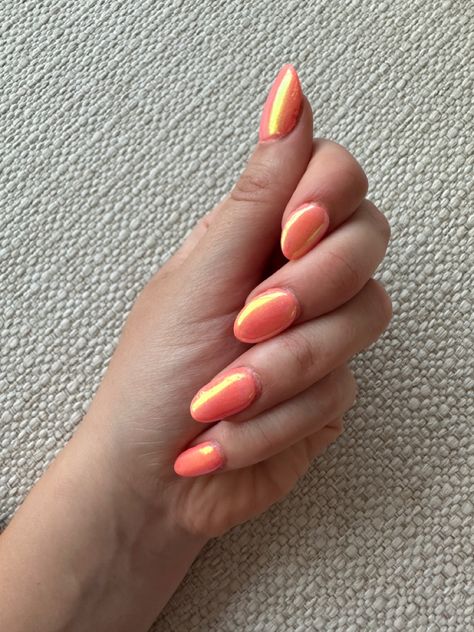 Orange chrome summer nail Tangerine Chrome Nails, Bright Orange Chrome Nails, Orange Pearl Nails, Peachy Orange Nails, Chrome Orange Nails, Peach Chrome Nails, Coral Chrome Nails, Orange Chrome Nails, Chrime Nails