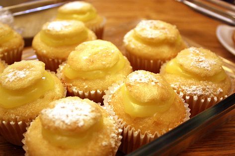 Lemon Filled Cupcakes - Life at Cloverhill Lemon Filled Cupcakes, Mason Jar Cakes, Lemon Mug Cake, Savory Cakes, Cupcakes Filled, Lemon Pie Filling, Lemon Jello, Cheap Clean Eating, Lemon Icing