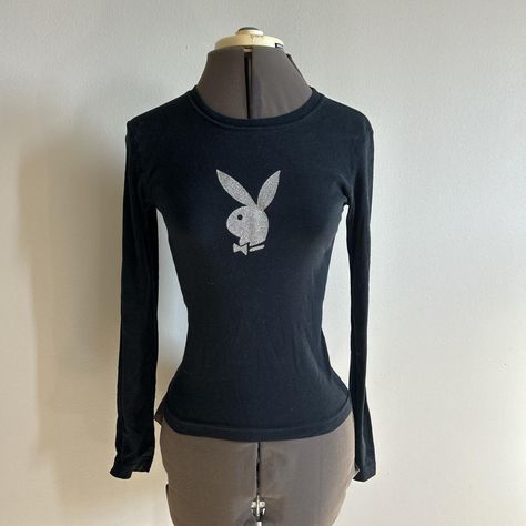 Womens playboy long sleeve top 

Read shop policies... - Depop Top Reads, Depop Y2k, Top To Bottom, Shop Policies, Long Sleeve Top, Long Sleeve Tops, Sleeve Top, Women Wear, Long Sleeve