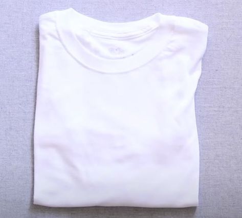 How to Brighten White Clothes Without Bleach How To Bleach White Clothes, How To Get White Clothes White Again, Brighten White Clothes, Bleaching White Clothes, How To Bleach Whites, Laundry Whitening, Brighten Whites, White Laundry, White Clothes