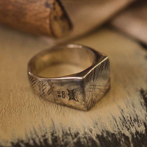 Large Square Signet Ring - P / Matte Mens Ring Aesthetic, Edc Aesthetic, Rectangle Signet Ring, Men Signet Ring, Man Gold Bracelet Design, Masculine Jewelry, Affordable Rings, Bali Jewelry, Mens Silver Jewelry