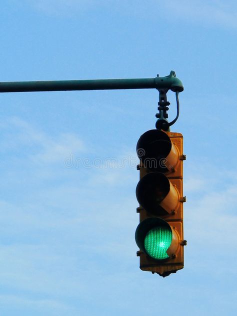 Green Traffic Light Aesthetic, Traffic Light Photography, Stop Light Aesthetic, Green Light Traffic, Traffic Lights Aesthetic, Green Light Aesthetic, Traffic Light Aesthetic, Green Traffic Light, Stussy Wallpaper