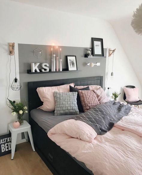 Dekorasi Kamar Tidur, New Room Ideas, Girl Bedroom Designs, Redecorate Bedroom, Bedrooms Ideas, Teen Bedroom Decor, Girl Bedroom Decor, Modern Bedroom Design, Pink And Gray