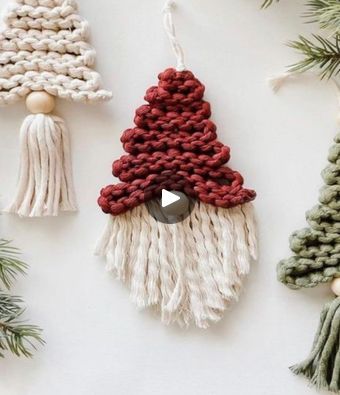 Step By Step Macrame, Macrame Christmas, Home Handmade, Macrame Tutorial, Christmas Gnome, Christmas Design, Easy Step, Handmade Christmas, Diy Christmas