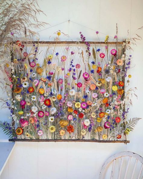 Layla Robinson, Wildflower Backdrop, Whimsical Birthday Party, Wildflower Decor, Modern Floral Arrangements, Dried Flowers Diy, Wildflower Photo, Buffet Decor, Butterfly Birthday Party