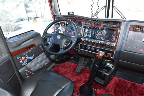 Semi Interior, Trucks Interior, Truck Interior Accessories, Semi Trucks Interior, Autocar Trucks, Trucker Quotes, Kenworth T800, Kenworth W900, Custom Big Rigs