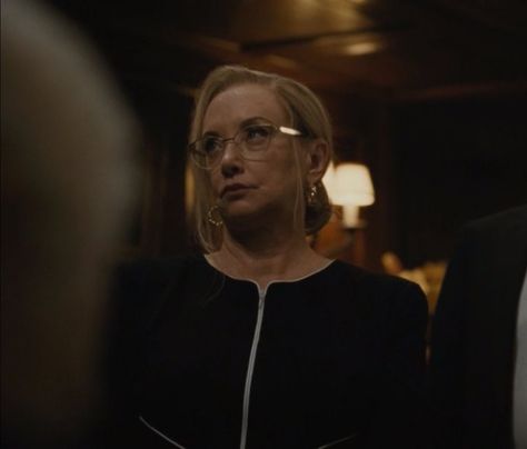 Gerri Kellman Aesthetic, Succession Naomi Pierce, Gerri Kellman, Gerri Kellman Succession, Succession Reaction Pic, Succession Greg Tom, Succession Screencaps, Cameron Smith, J Smith