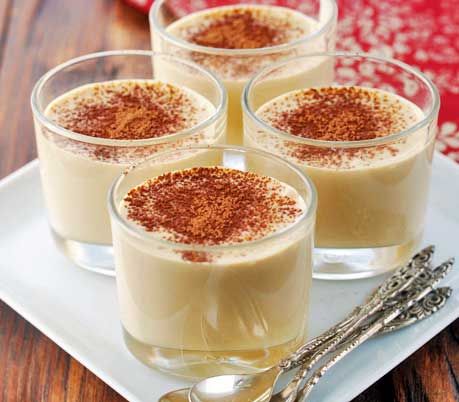 Keto Tiramisu, Ricotta Dessert, Tiramisu Cups, Keto Cupcakes, Postre Keto, Thm Desserts, Almond Extract, Low Carb Low Sugar, Low Carb Treats