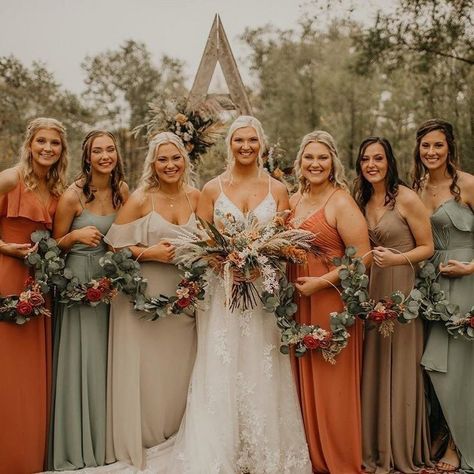 Bridesmaid Dress Color Schemes, Rustic Bridesmaid Dresses, Rustic Bridesmaids, Rust Bridesmaid Dress, Rusting Wedding, Neutral Bridesmaid Dresses, Orange Bridesmaid, Fall Bridesmaids, Orange Bridesmaid Dresses