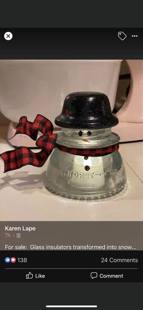 Antique Insulators Ideas, Glass Insulator Snowman, Snowman Insulators, Glass Insulators Repurposed, Insulators Repurposed Diy, Insulator Snowman, Glass Insulator Ideas, Insulators Repurposed, Insulator Crafts