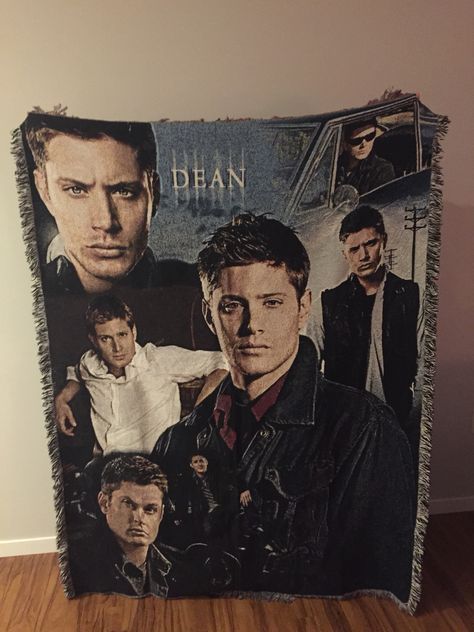 #supernatural dean Winchester blanket!!! jenson ackles Supernatural Themed Birthday Party, Supernatural Gift Ideas, Supernatural Decor, Supernatural Blanket, Supernatural Gifts, Roommate Gifts, Supernatural Wallpaper, Supernatural Dean Winchester, Supernatural Dean