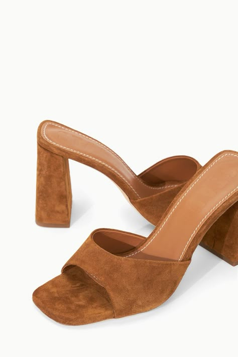 STAUD SLOANE HEEL TAN SUEDE Brown Leather Heels, Beautiful Heels, Northern Soul, Sandal Platform, Tan Heels, Heel Caps, Kinds Of Shoes, Tan Suede, Handbag Shoes