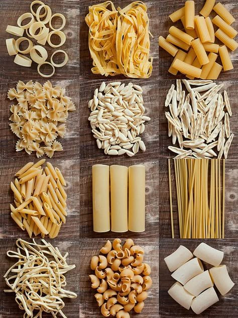 Italian Pasta: Calamarata - Fetuccine - Rigatoni romani - Farfalle - Cavatelli - Capunti - Penne rigate - Canneloni - Bucatini - Scialatielli - Pipe rigate - Paccheri Different Types Of Pasta, Types Of Pasta, Pasta Types, Pasta Party, Pasta Italiana, Pasta Fatta In Casa, Pasta Dough, Pasta Lover, Pasta Shapes