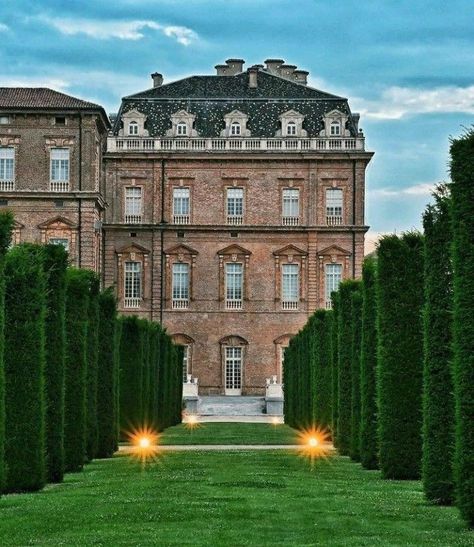 Baroque Palace, Castle Architecture, Piedmont Italy, Royal House, Royal Palace, Turin, Design Architecture, Rome, Palace