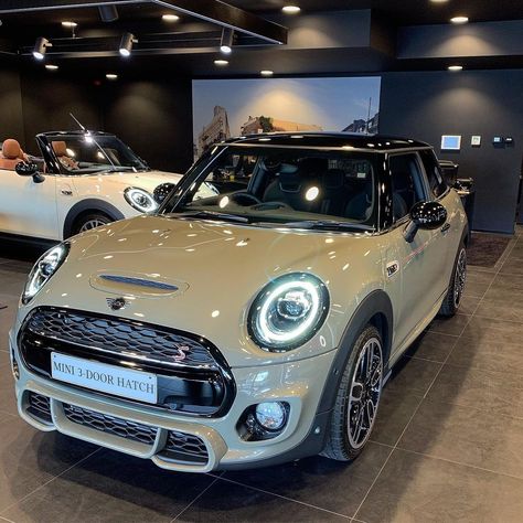 Mini Cooper Astethic, Mini Cooper 3 Door, Mini Cooper 5 Door Hatch, Mini Cooper 4 Door Aesthetic, Mobil Mini Cooper, Grey Mini Cooper Aesthetic, Mini Interior Car, Mini Cooper Countryman Aesthetic, Mini Cooper Suv