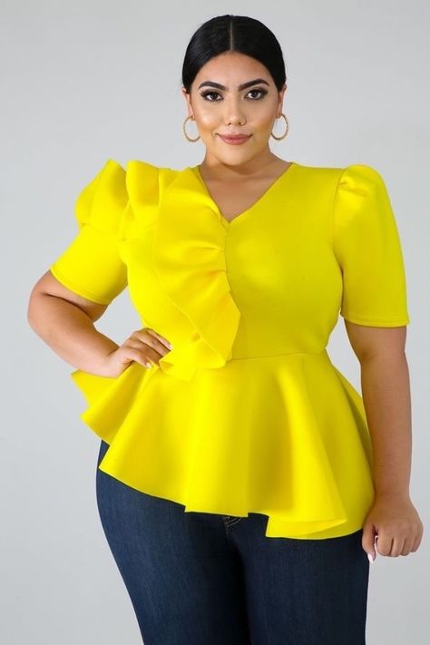 Peplum Top Outfits Casual, Peplum Top Outfits, Outfits Gorditas, Plus Zise, African Print Tops, African Fashion Skirts, Plus Size Summer Outfit, Flare Top, African Fashion Women Clothing