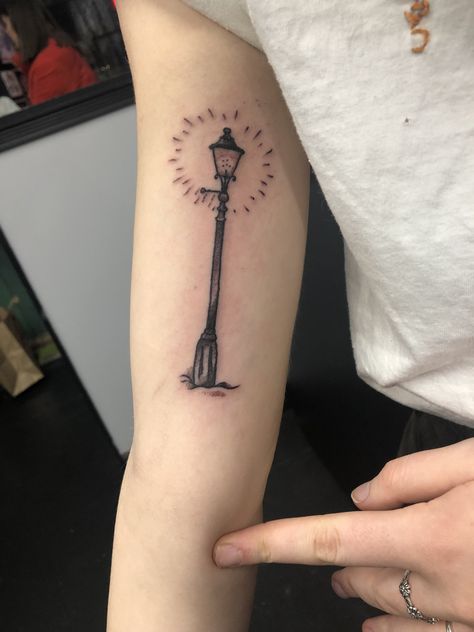 narnia lantern to remember the light of our lives Narnia Lamppost Tattoo, Narnia Lamp Post Tattoo, Wrinkle In Time Tattoo, Street Light Tattoo, Lamppost Tattoo, Streetlight Tattoo, Lanterns Tattoo, Chronicles Of Narnia Tattoo, Lamp Post Tattoo