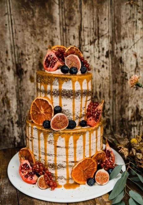 Wedding Cake Designs For Fall, Autumnal Wedding Cakes, Black And Orange Wedding Cake, Black Autumn Wedding, Fall Naked Wedding Cake, Autumn Cakes Ideas, Autumnal Wedding Dress, Autumn Cakes Ideas Fall, Autumnal Wedding Cake