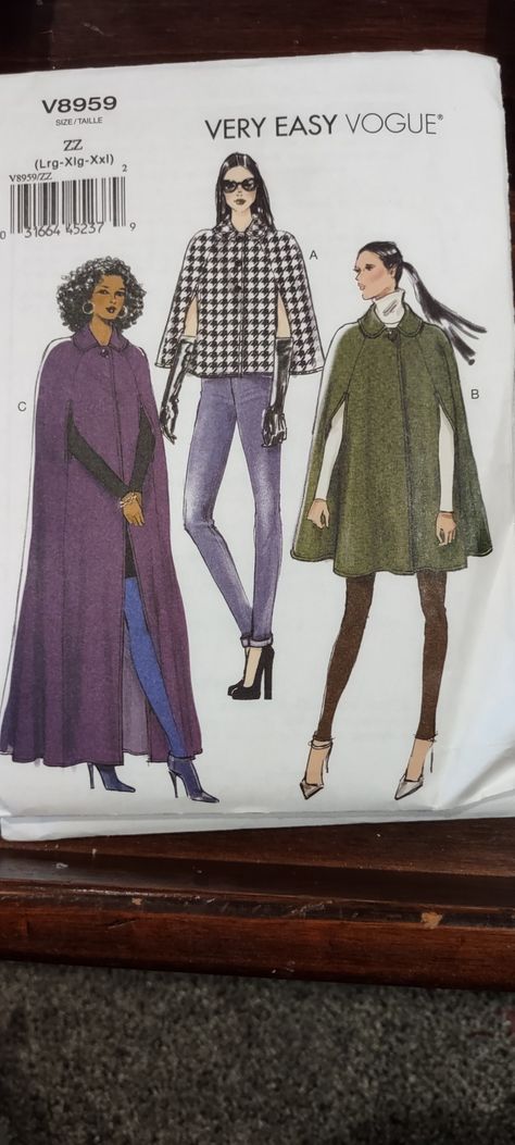 Cape Pattern, Cape Designs, Vogue Sewing, Vogue Sewing Patterns, Vogue Patterns, Clothes Sewing Patterns, Diy Style, Crafts To Make, Sewing Pattern