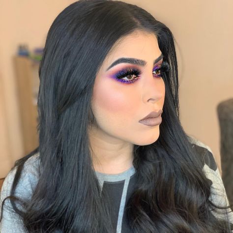 Claudia Ochoa, Purple Eye Makeup, Party Makeup, Colorful Makeup, Insta Makeup, Beauty Secrets, Beauty Make Up, Maquillaje De Ojos, Makeup Lover