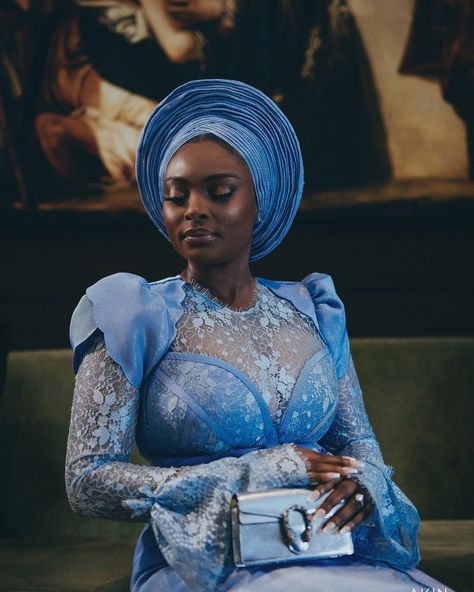 Yoruba Woman ~ Asoebi ~ Gele ~ Owambe styles ~ Owanbe looks ~ Bridals Nigerian Traditional Attire, Nigerian Traditional Dresses, Owambe Styles, Nigerian Wedding Dresses Traditional, Nigerian Wedding Dress, African Traditional Wedding Dress, Nigerian Bride, African Wedding Attire, Traditional Wedding Attire