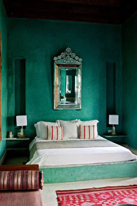 Moroccan inspired bed room with emerald green walls and pops of red. Raging Sea, Green Bedroom Walls, Moroccan Bedroom, Paint Inspo, Green Walls, Shades Of Teal, Design Hotel, Green Rooms, Moroccan Decor