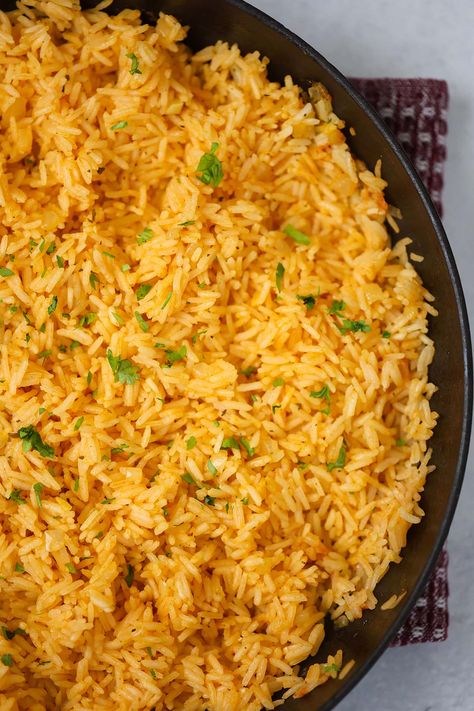 Yellow Rice Homemade Yellow Rice, Rice Aesthetic, Yellow Rice Recipe, Chicken And Yellow Rice, Engagement Brunch, Yellow Rice Recipes, Asian Rice, Delicious Rice, Chinese Rice