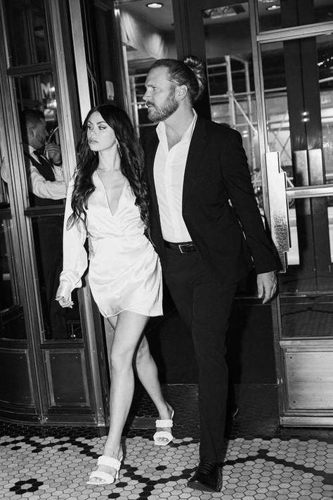 Hotel Engagement Photoshoot, Hotel Engagement Photos, Classic Engagement Photos, Vintage Hotel, City Engagement Photos, Anniversary Pictures, Engagement Pictures Poses, Walking Out, Woman Walking