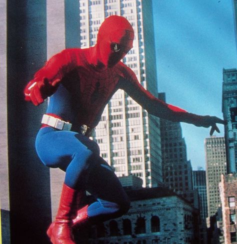 The Amazing Spider-Man Live-Action TV Show (1977-1979) starring Nicholas Hammond Nicholas Hammond Spiderman, Spiderman Tv, Nicholas Hammond, 1980s Tv, Stunt Doubles, The Amazing Spiderman, Marvel Tv, Ultimate Spiderman, The Amazing Spider Man