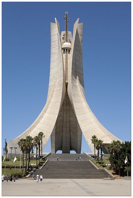 The Martyrs monument, Algiers. Photo by Clement Guillaume Architectural Monument, Old Monuments, Malhari Martand Hd, Four Corners Monument, Monument Ideas, Megalithic Monuments, Mosque Design, Mosque Art, Brutalist Architecture