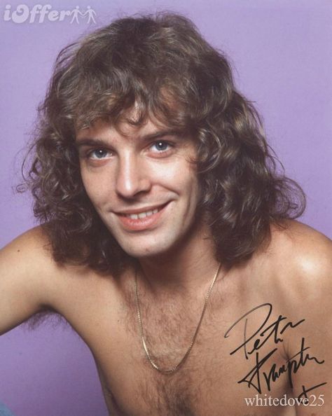 Peter Frampton.......Now I remember why I was crazy about him back in the day!! Frampton Comes Alive, Iconic Musicians, Teen Actors, 80s Rocker, Peter Frampton, Humble Pie, British Artists, 70s Music, Gorgeous Guys