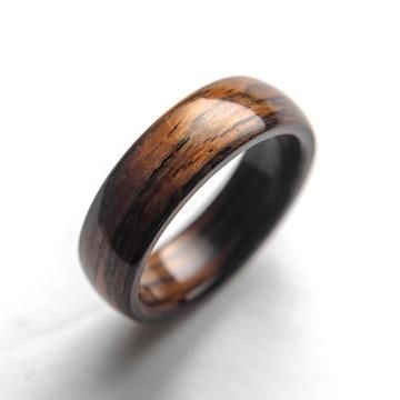 Mens Wedding Bands Vintage, Simple Gold Wedding Rings, Wood Wedding Ring Mens, Mens Wedding Rings Vintage, Mens Wedding Rings Gold, Gold Stacking Rings Wedding, Wooden Wedding Bands, Metal Men, Wood Wedding Band