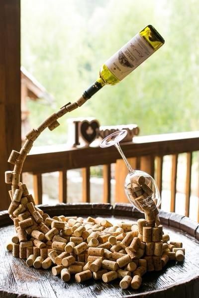 Cork Sculpture, Luxury Bar Design, Cork Decor, Cork Design, Cork Projects, Champagne Corks, Luxury Bar, Cork Art, Wine Design