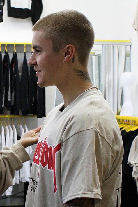 Justin Bieber Shaved Head, Justin Bieber Haircut Short, Punk Buzzcut Men, Haircut For Plus Size Men, 3 Guard Buzzcut, Buzzcut Asian Men, Male Buzzcut, Justin Bieber Buzzcut, Asian Buzzcut Men