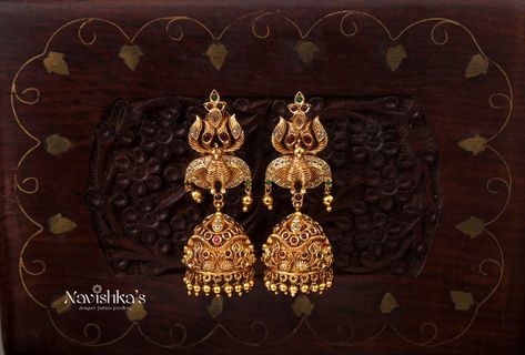 Antique Jhumkas, Jewellery Board, 18k Gold Jewelry, Cz Stone, Gold Earrings, Choker, Gold Jewelry, Ruby, 18k Gold