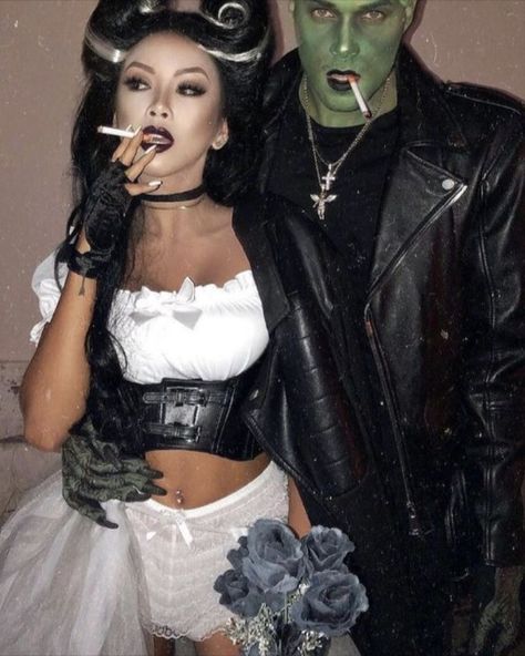 Frankenstein's Bride Frankenstein Costume Makeup, Bride Of Frankenstein Halloween Costume, Celebrity Couple Halloween Costumes, Shay Core, Cosmo Und Wanda, Cracked Doll, Bride Of Frankenstein Halloween, Couple Costumes For Halloween, Bride Of Frankenstein Costume